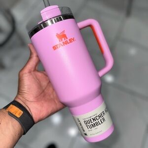 New Stanley Amethyst 40oz Target Exclusive - authentic!